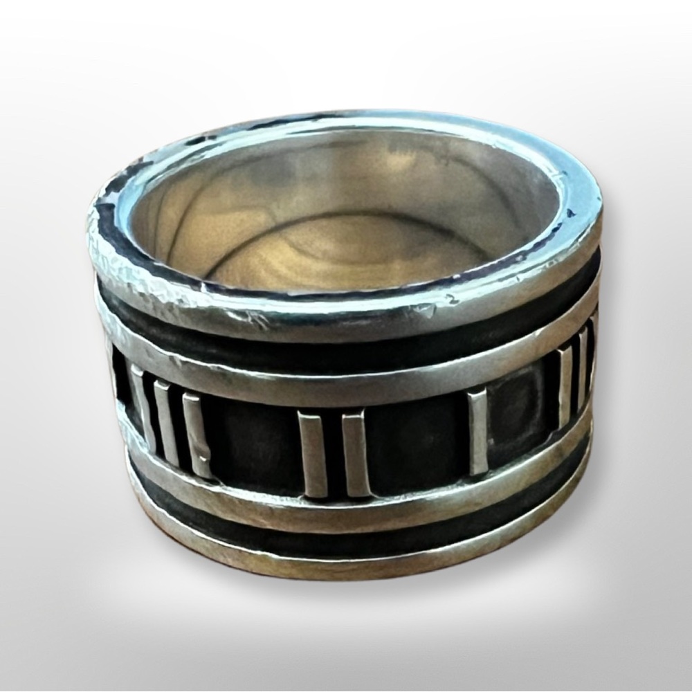 Tiffany and Co. Thick Atlas Band Ring Size 6 - Picture 4 of 10